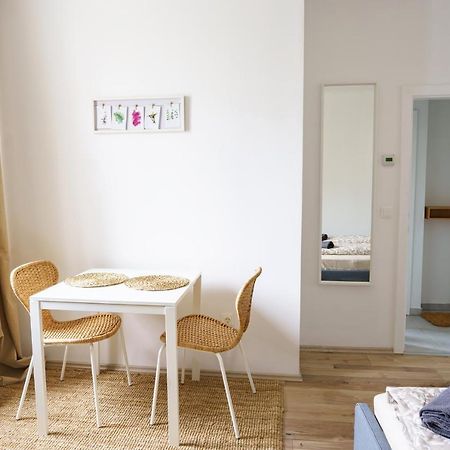 Vienna City Apartment Suedtiroler Platz Екстер'єр фото